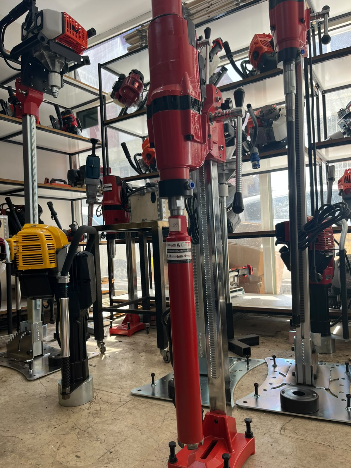 ANKA ELEKTRİKLİ PROFESYONEL KAROT MAKİNESİ/1 ADET PANÇ